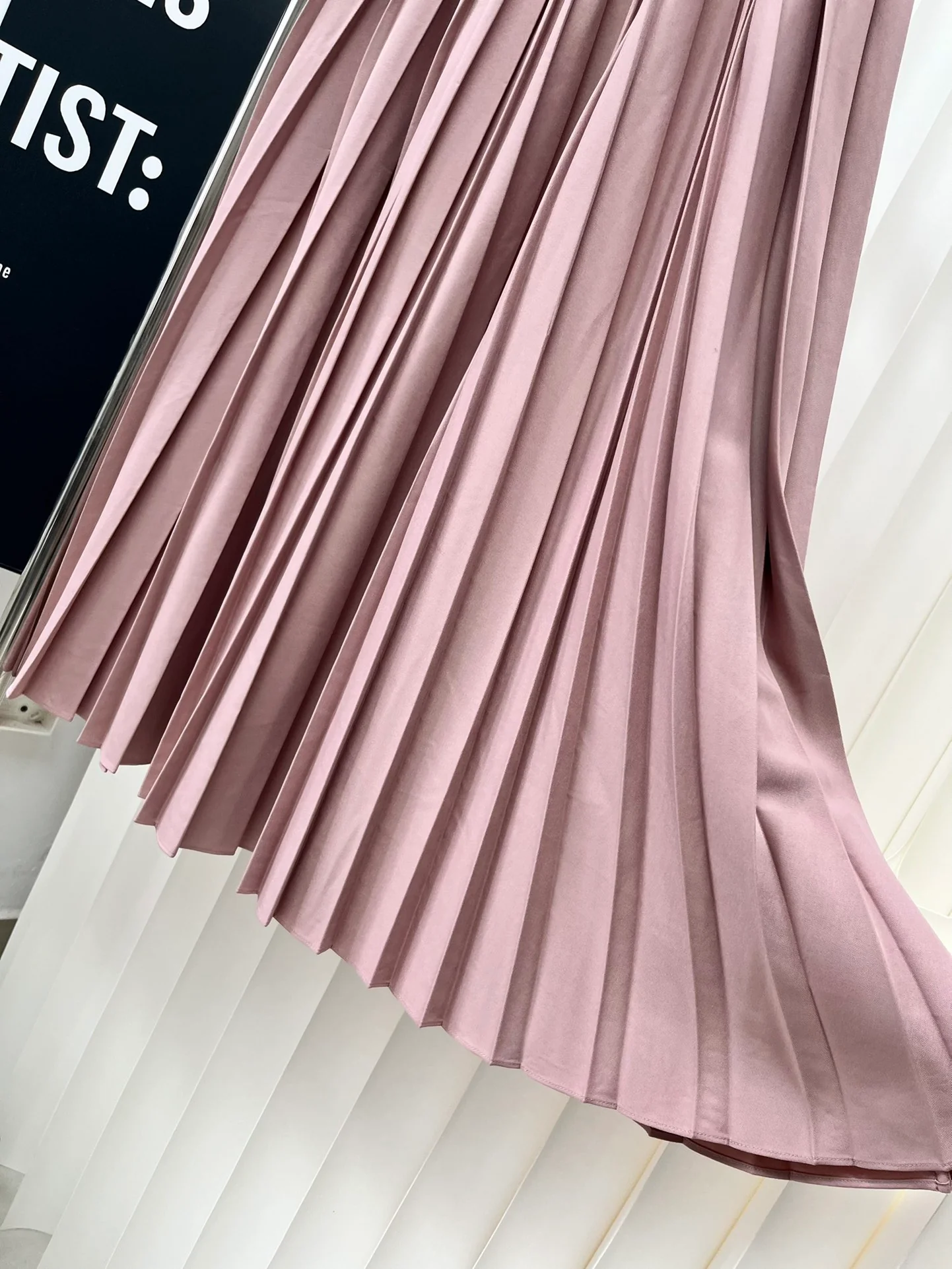 Плиссированная юбка-миди А-силуэт Celine 2403 ручной работы - розовая