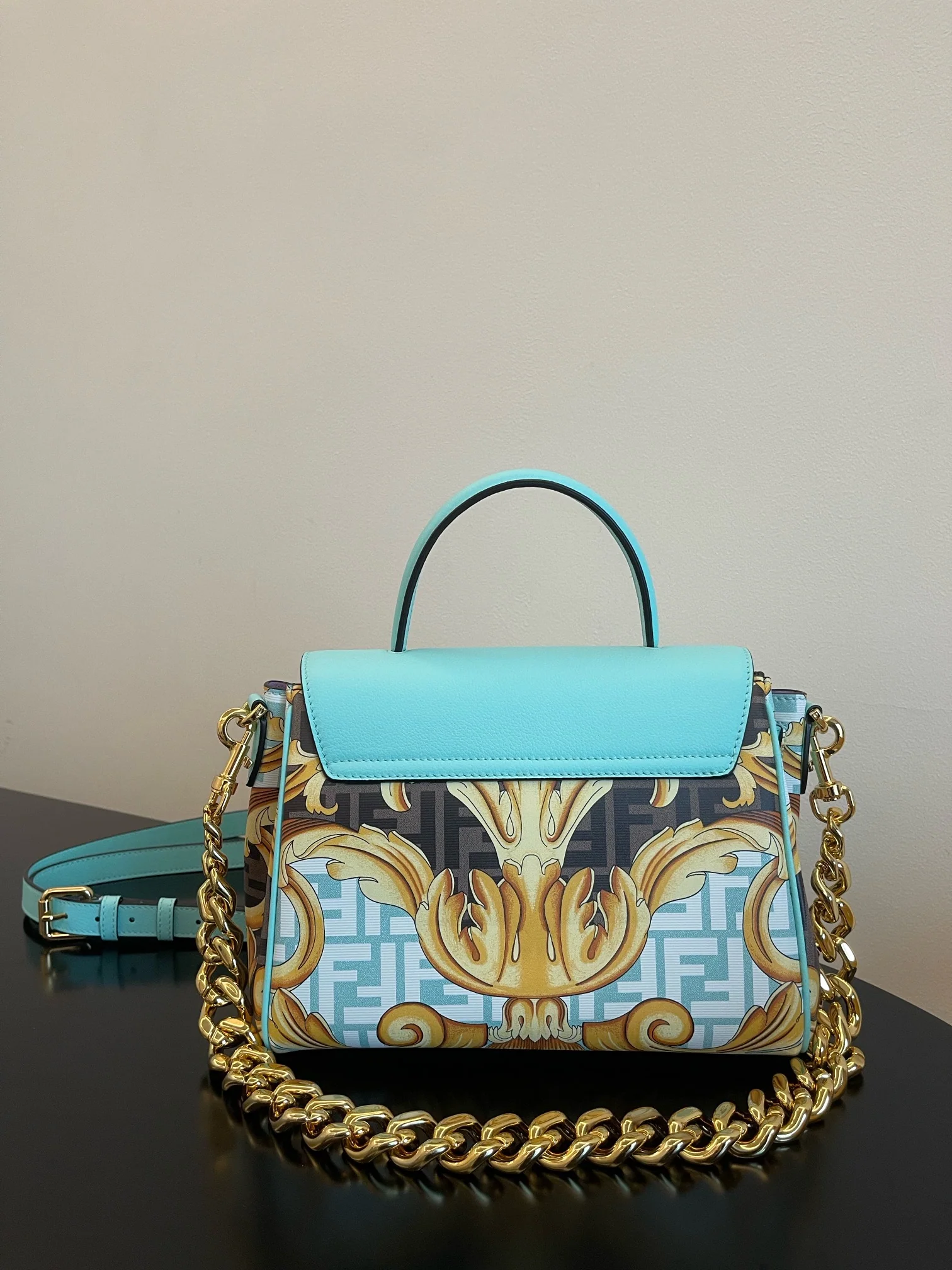 Сумка Fendi-endace - результат сотрудничества - синяя