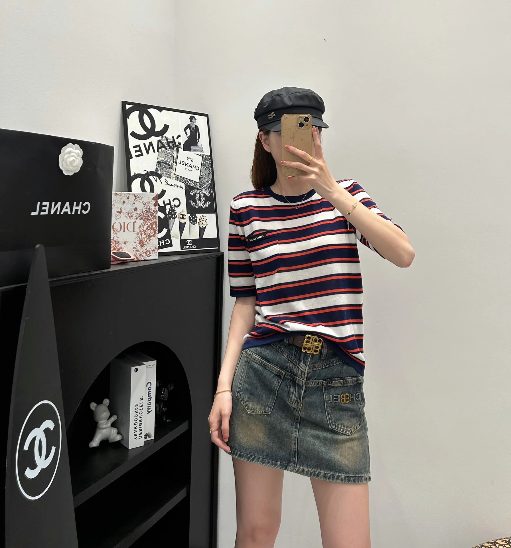 Miu Miu - 2404 - Трикотажное платье с коротким рукавом в полоску, с цветными блоками - Красное