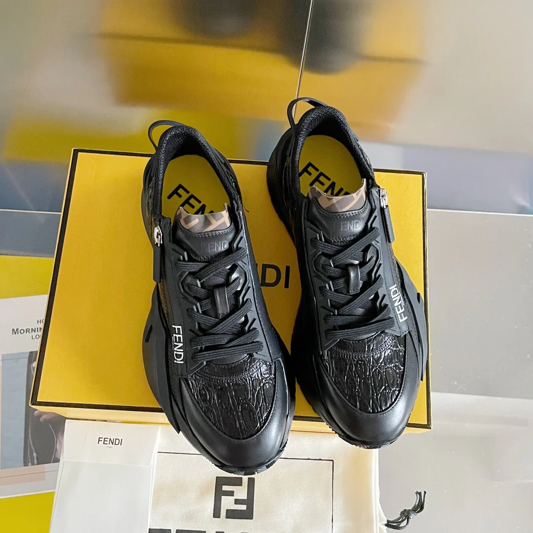 Fendi - Повседневные кроссовки - Черные