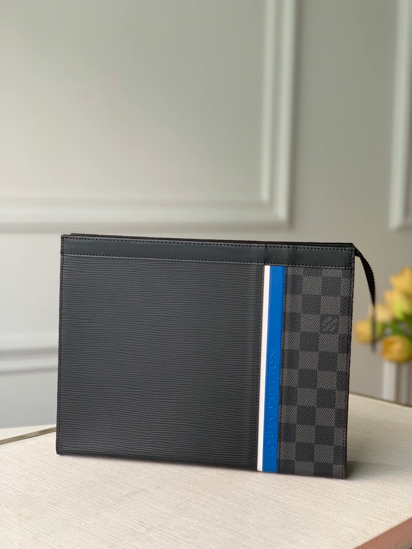 lv-m56872-pochette-voyage-средний клатч