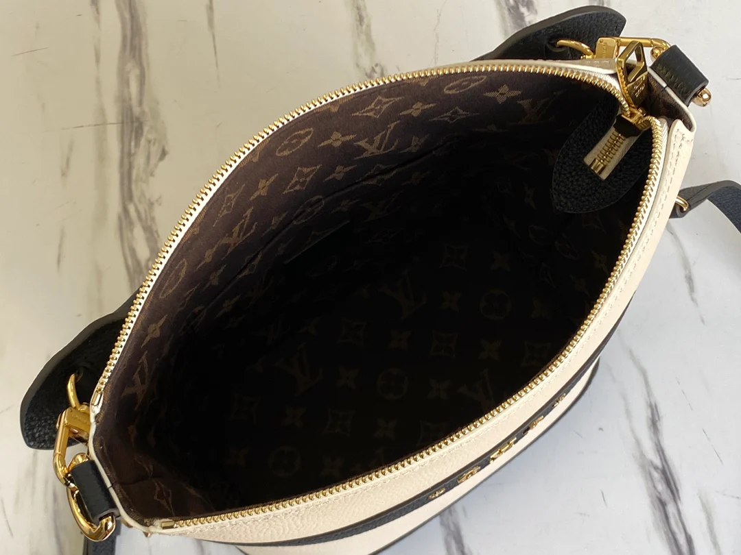 lv-m57813-cruiser-small handbag