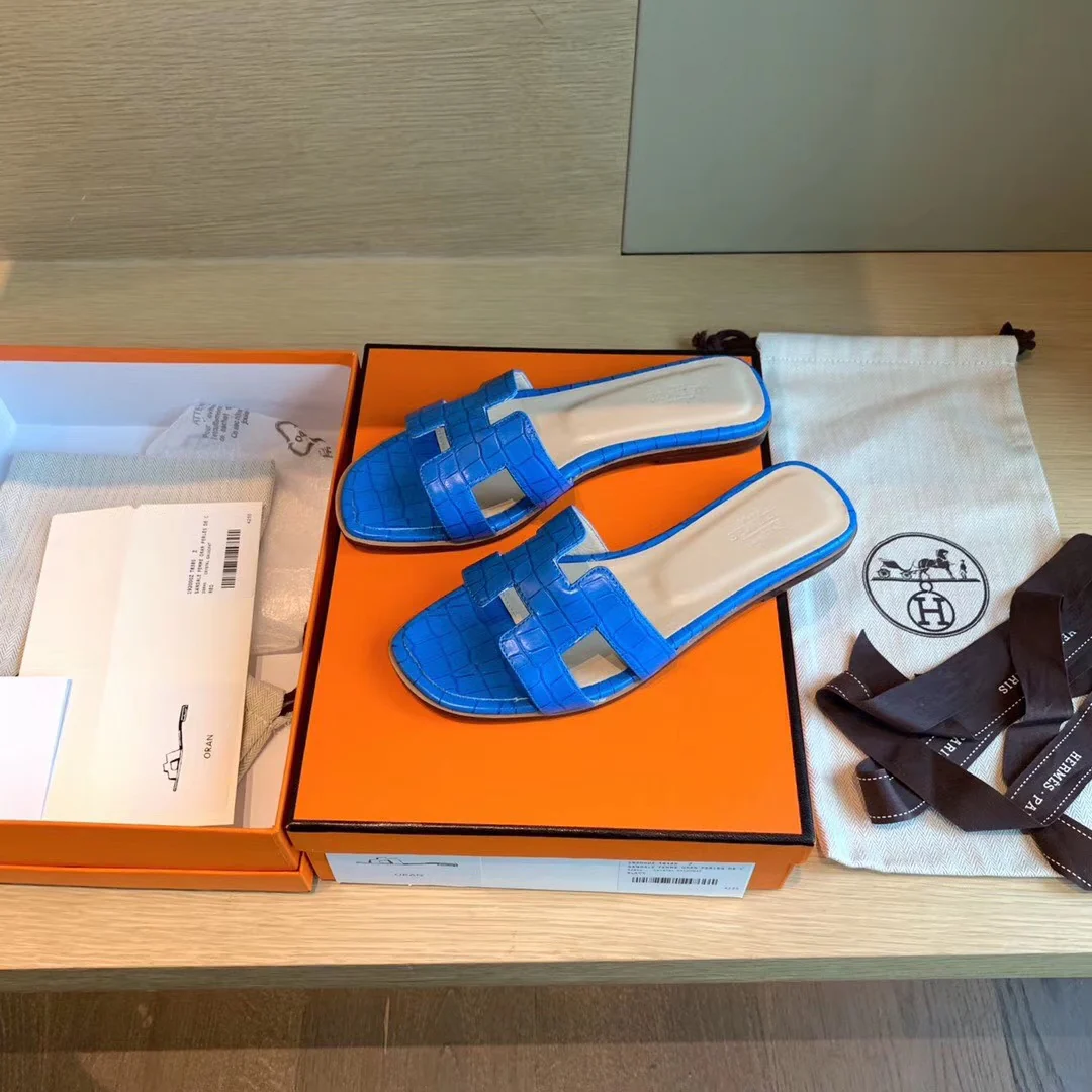 Сандалии Hermes на плоской подошве - узор 