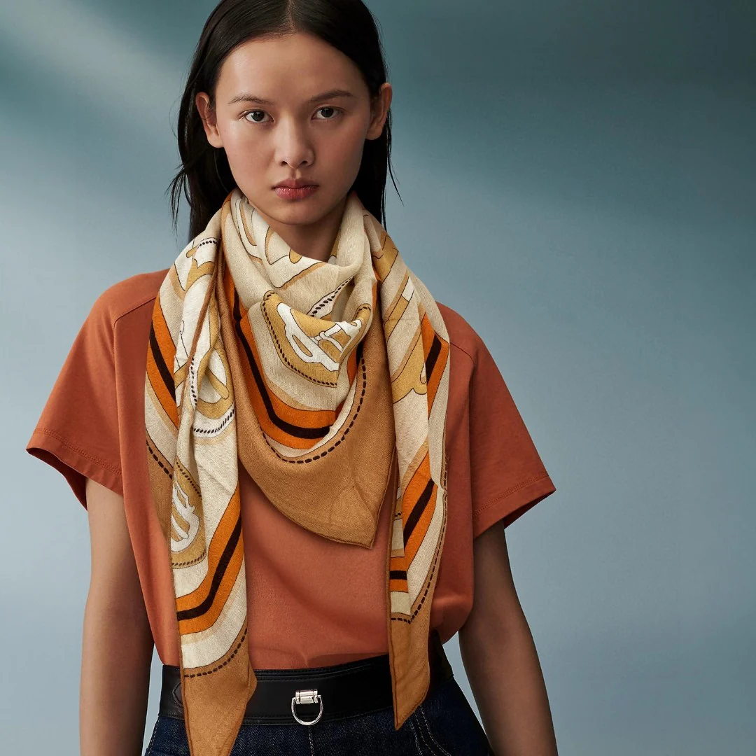 LV - Современный треугольный шарф с пряжкой - 94 - 188 - 70 - Кашемир - 30 - Шелк - Коричневый