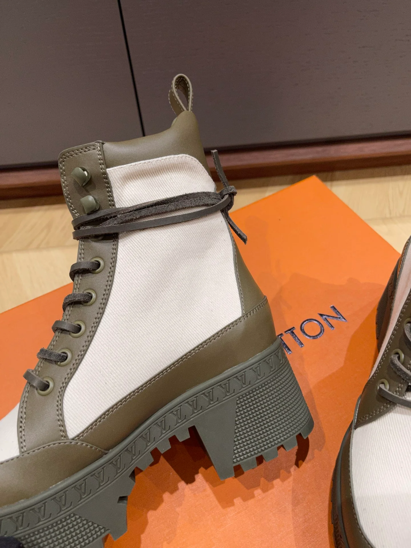 LV-2024 - Повседневные ботинки - Зеленые