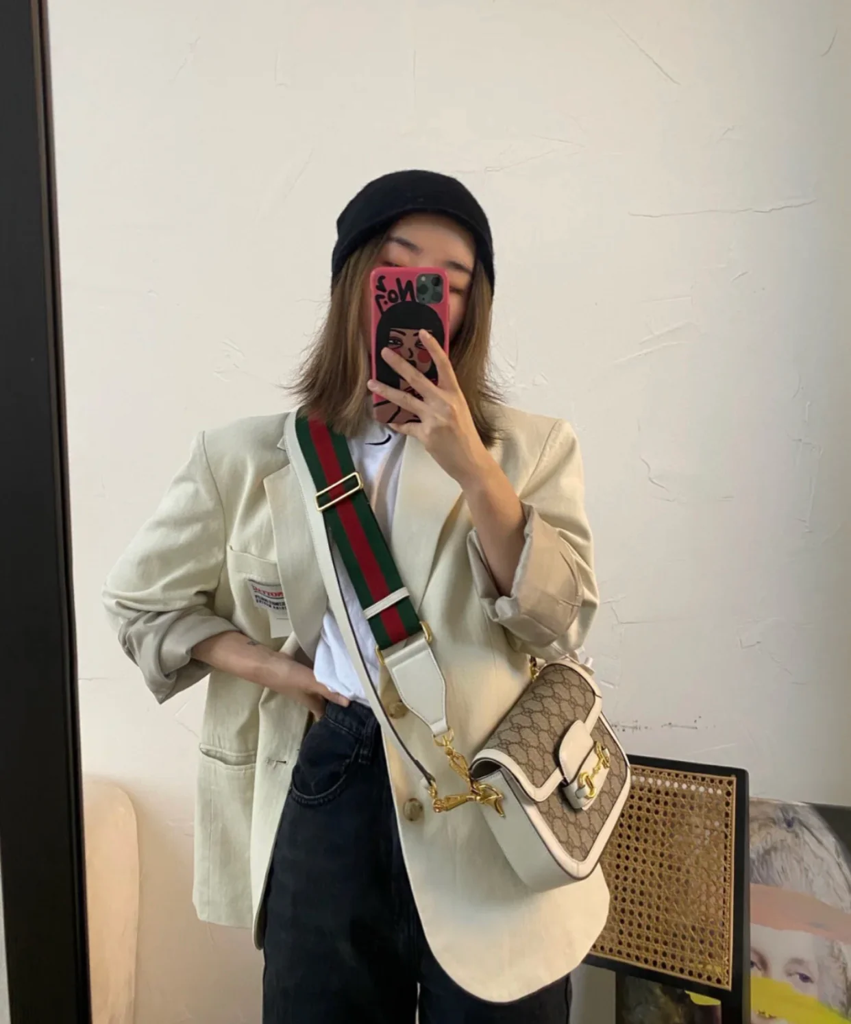 Сумка-седло Gucci 1955 с пряжкой в ??виде подковы - маленькая, 20-5 см-1