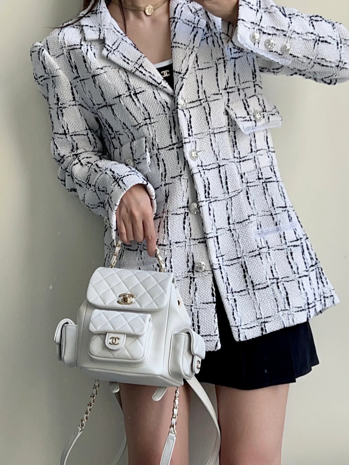 Chanel - Новая маленькая сумка через плечо Tank Duma - Два боковых кармана - Белая - 1