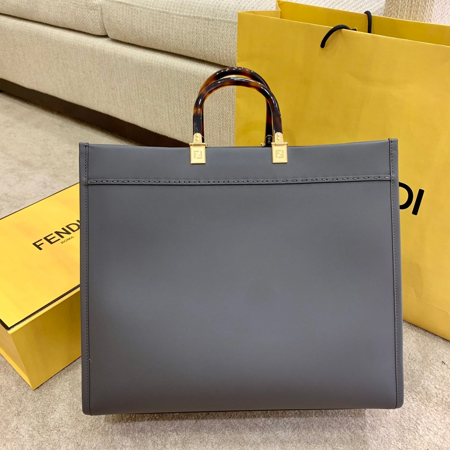 Сумка-тоут Fendi - темно-серая