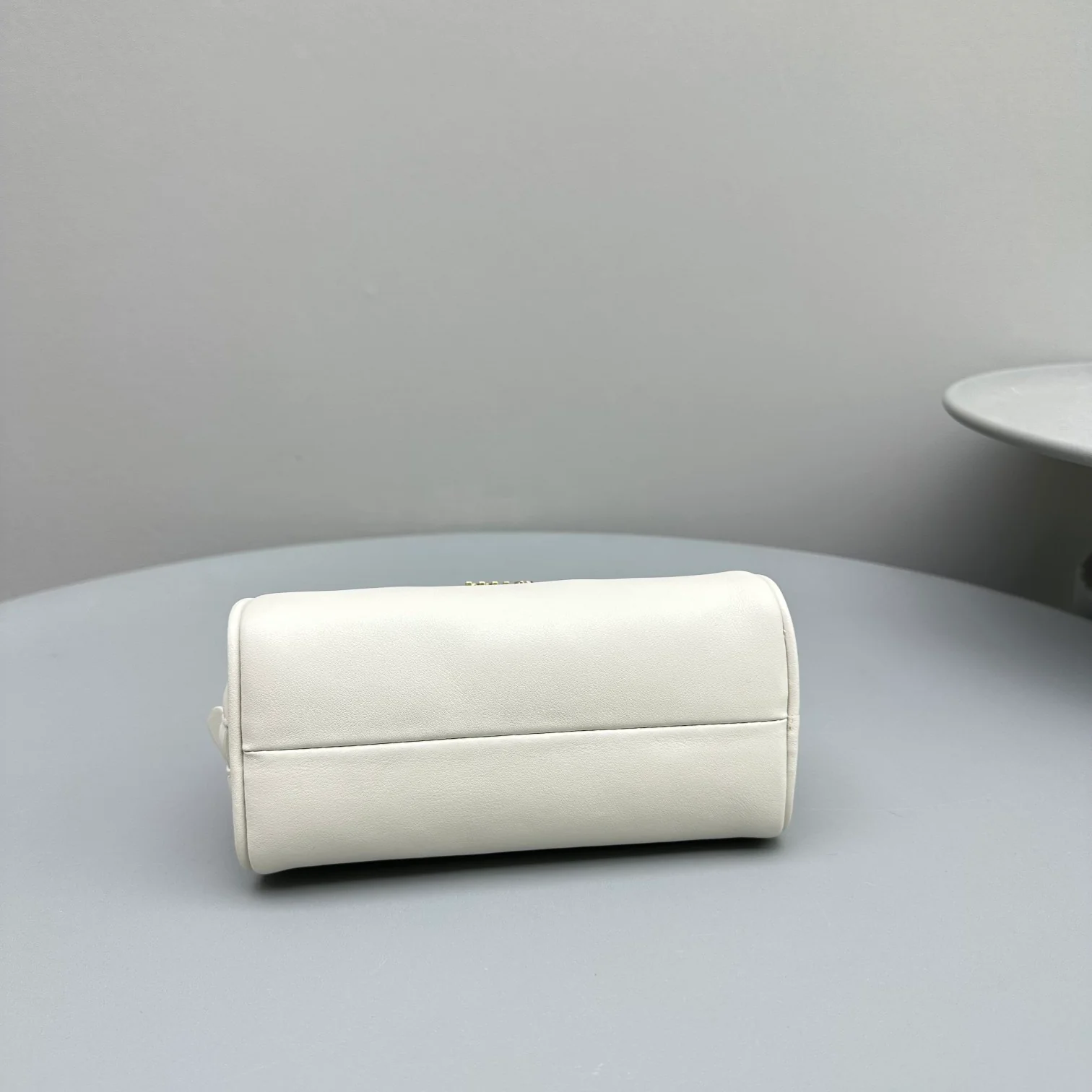 Сумка для боулинга Miu Miu - белая