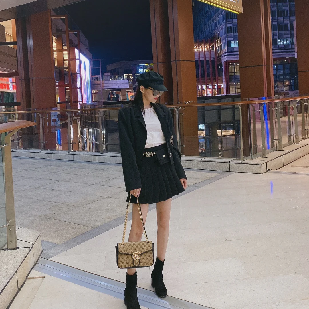 Gucci Marmont Medium 26cm Canvas Monogram