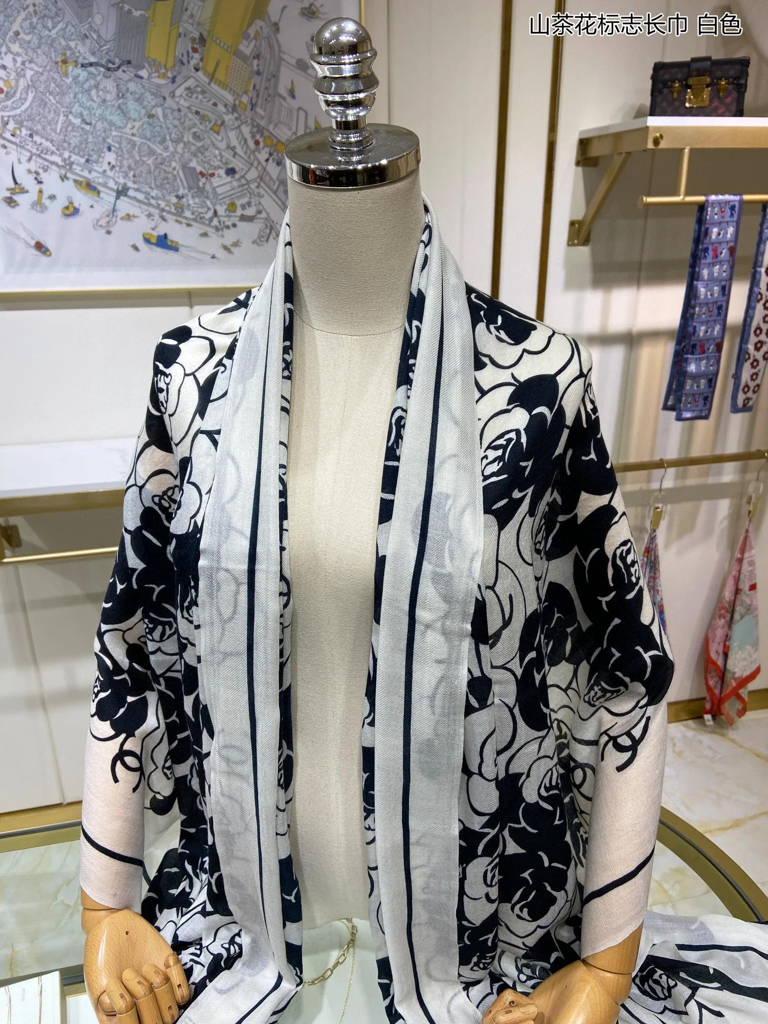 Длинный шарф Chanel Camellia - 110 см - 200 см - 100 см - Кашемир премиум-класса - 1 шт.