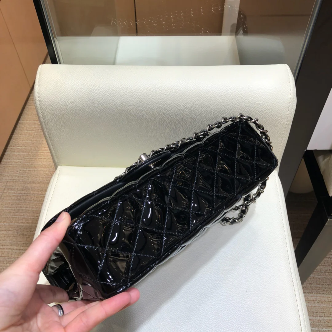 Сумка Chanel CF - лакированная кожа - серебряная цепочка - 25 см