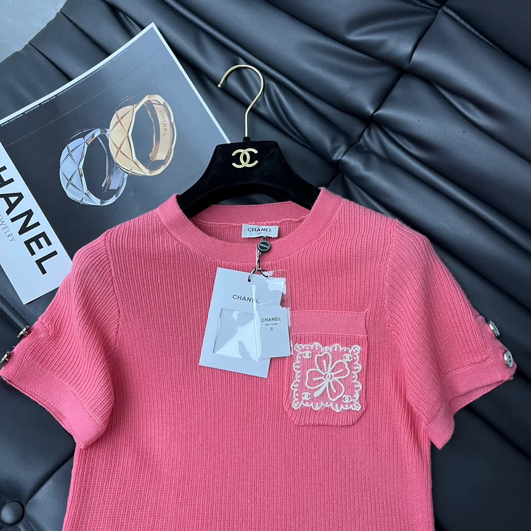 Свитер Chanel 2403 с карманом в виде четырехлистного клевера - розовый