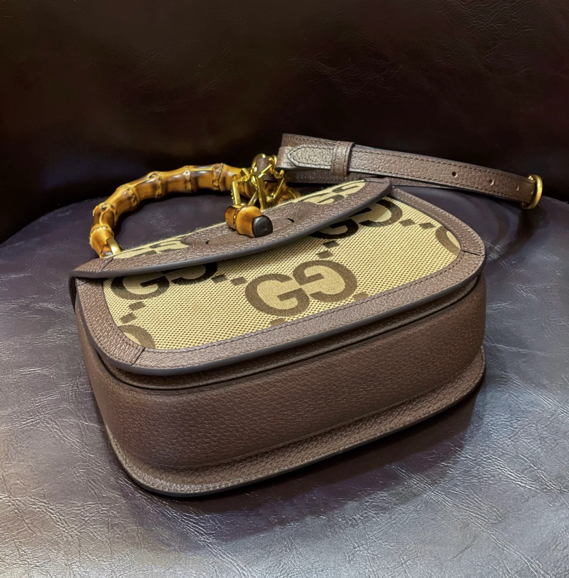 Сумка Gucci Bamboo Saddle Bag, маленькая, 21x15x7 см.