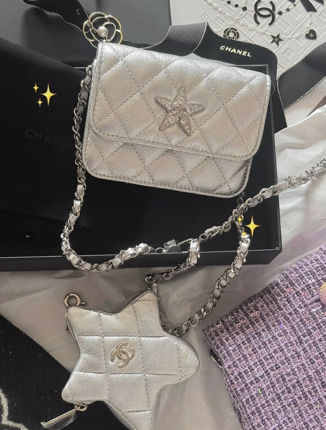 Новинка весны/лета от Chanel - Мини-сумка через плечо Chanel 24c - Серебристая