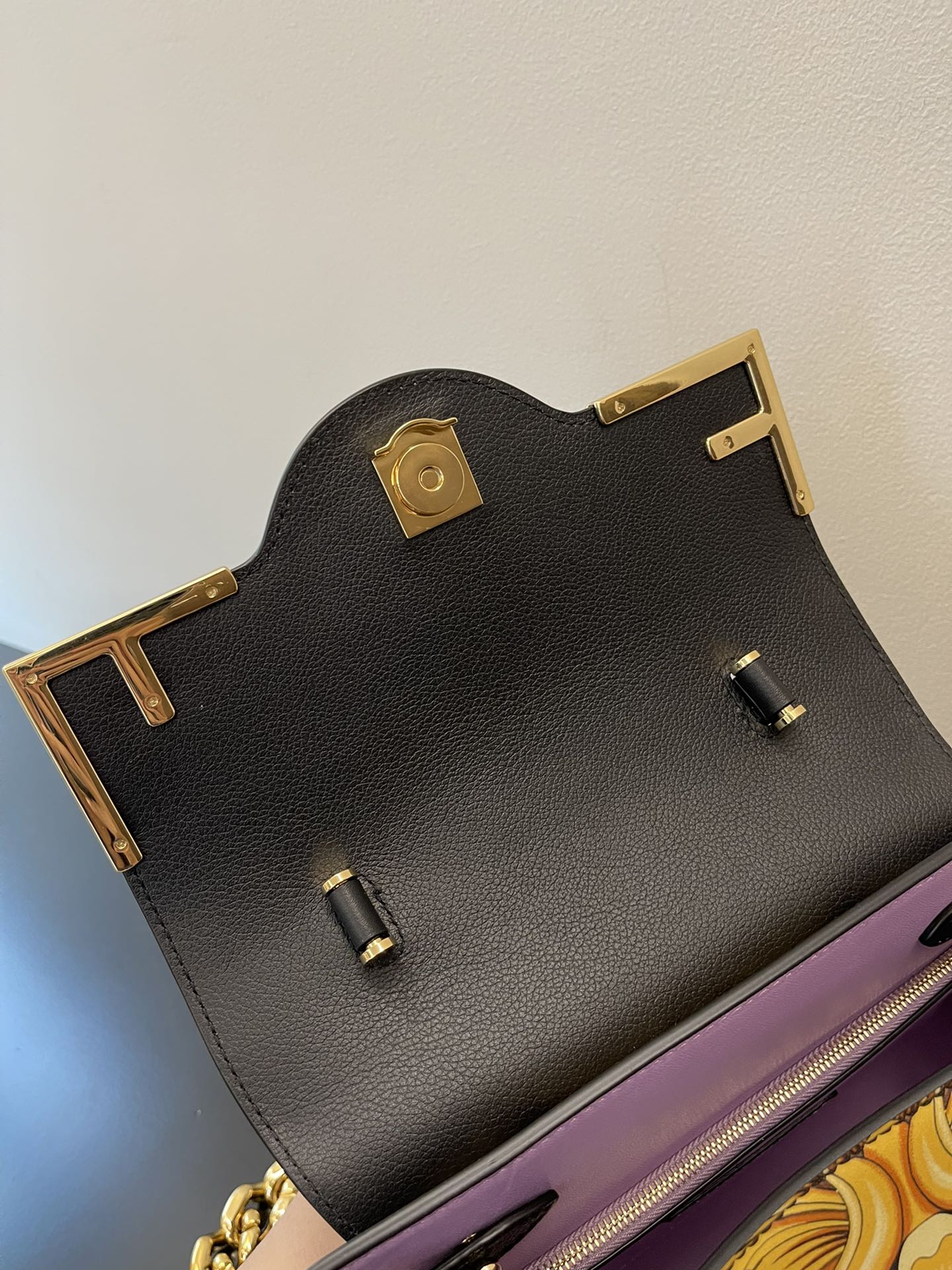 Сумка Fendi Endace - Коллаборация - Черная