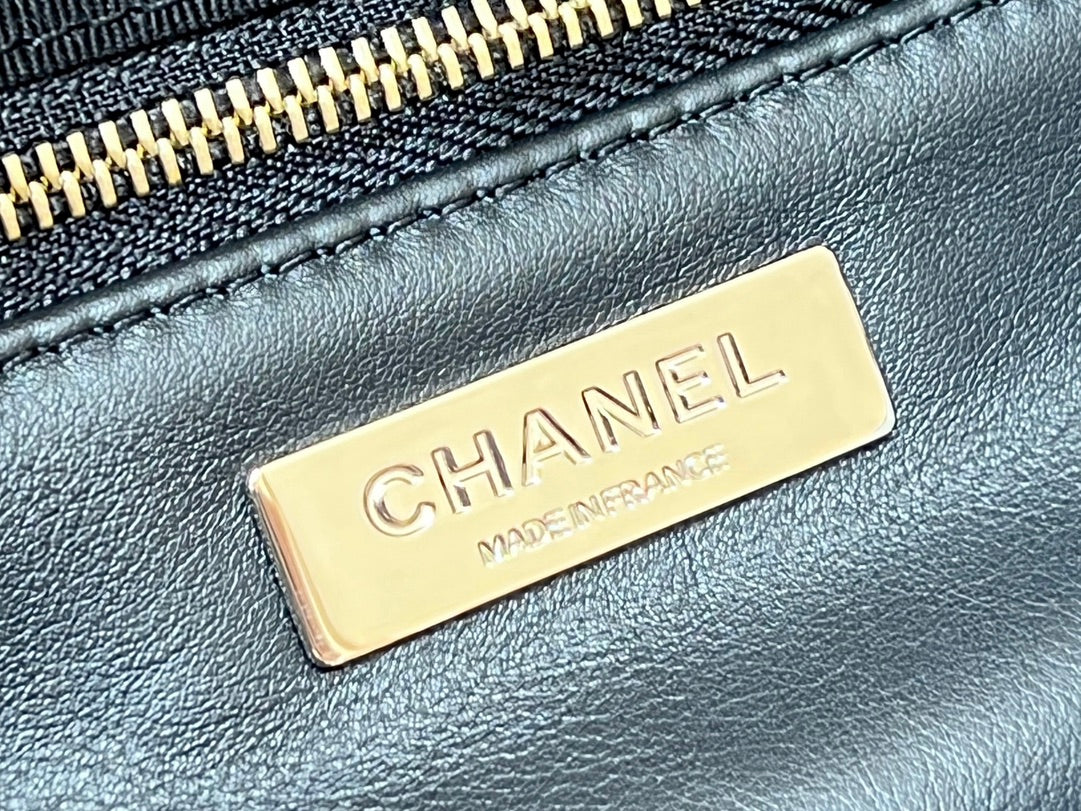 Коллекция Chanel Pre-Fall 2023 - сумка 31bag - черно-желтая - мини