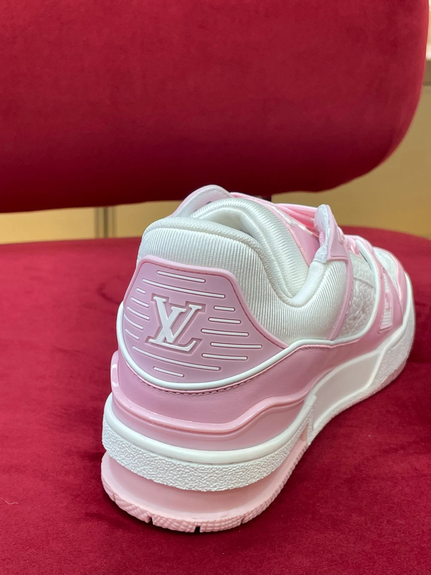 Кроссовки LV Trainer Series - Спортивная обувь - Унисекс - Бело-розовые