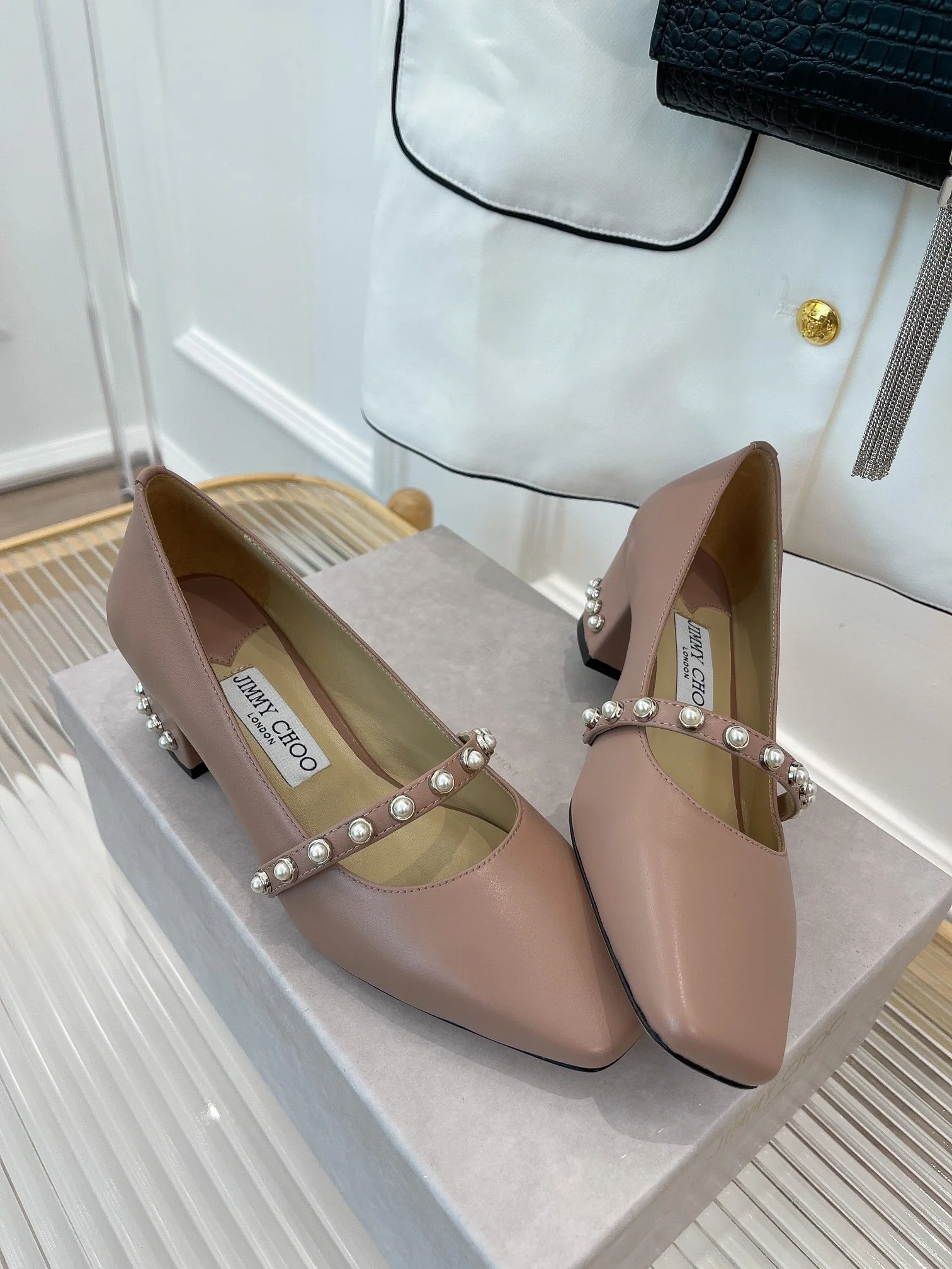 Jimmy - Новинки начала осени 2022 года - Балетки Pearl