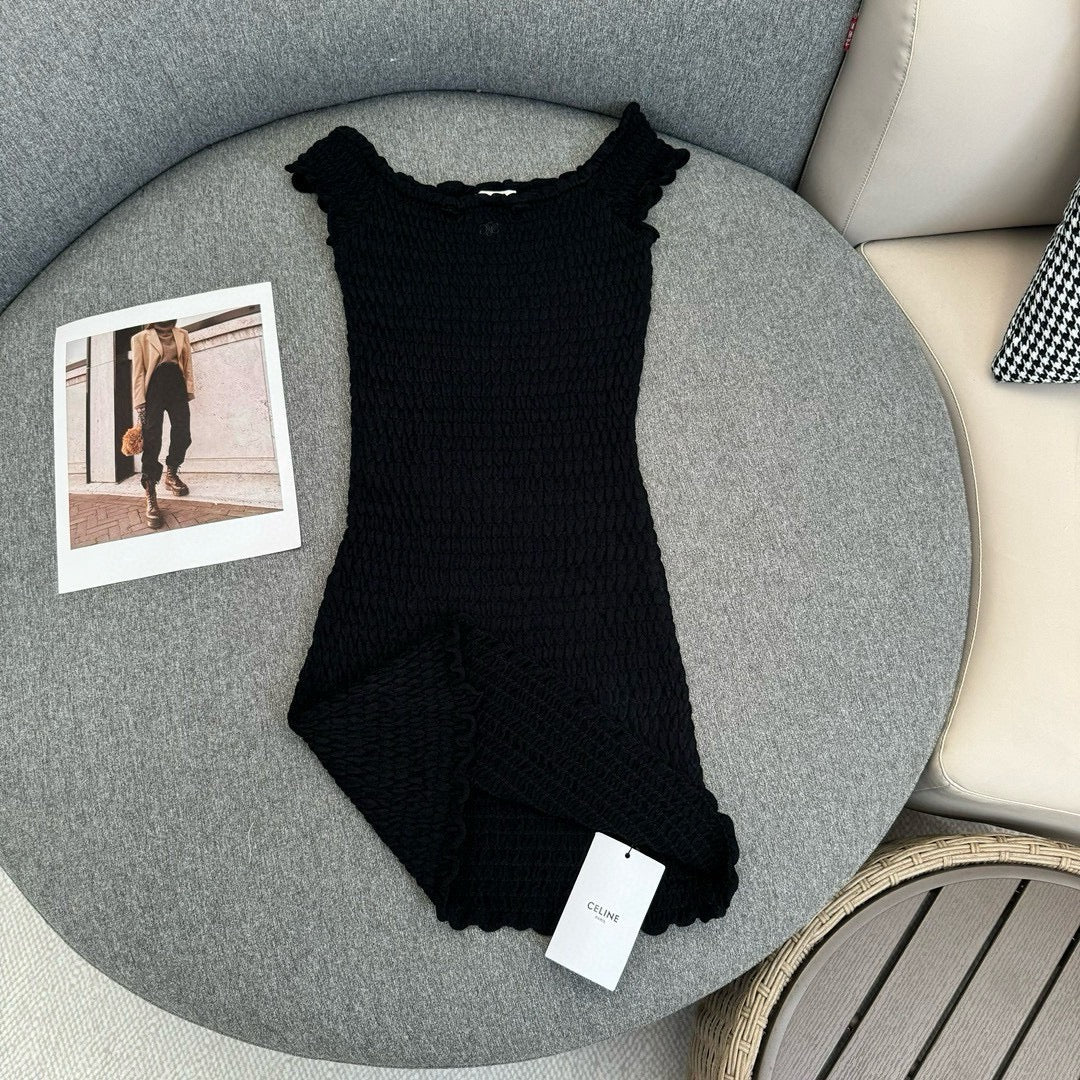 Новое облегающее платье Celine весна/лето 2024 с эластичными складками.