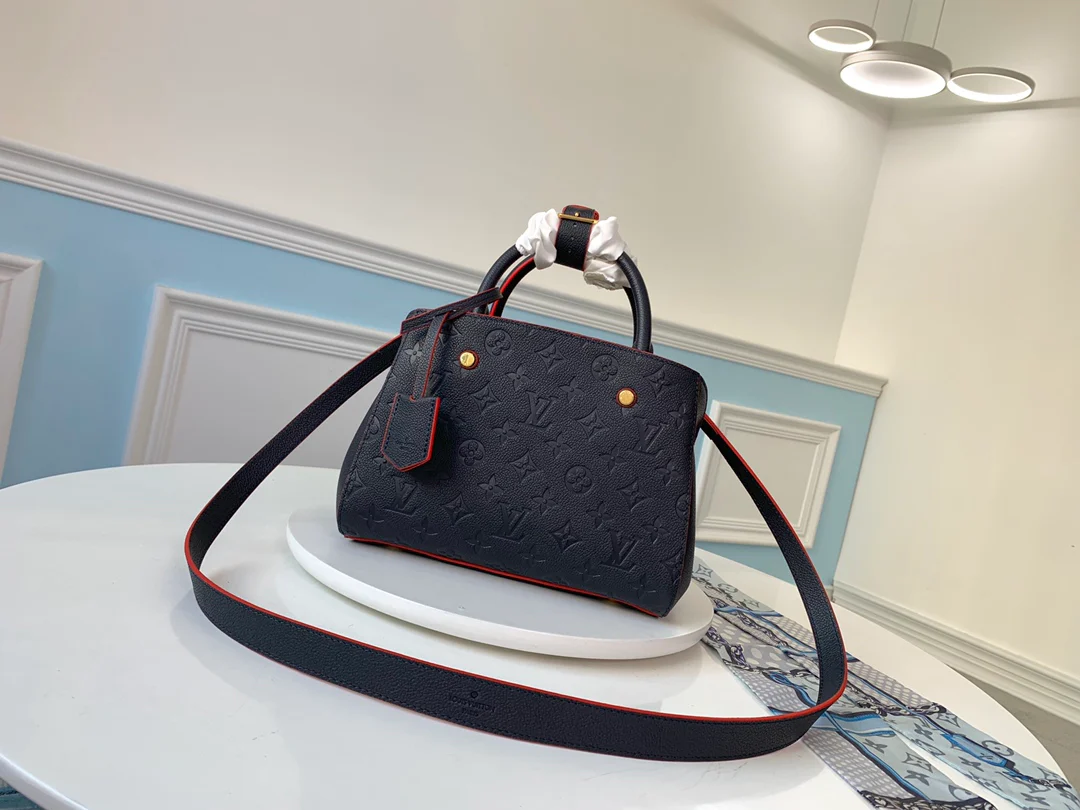 m42747-LV-Montaigne-Handbag