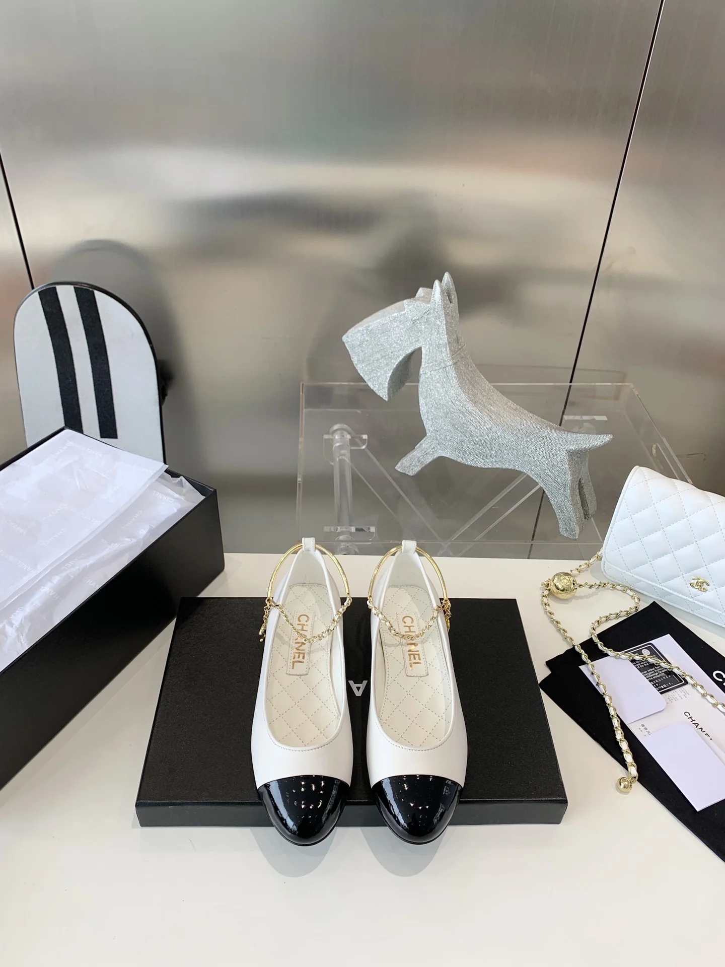 Балетки Chanel 22s Весна/Лето, браслет на щиколотку, овечья кожа, размеры 35-41