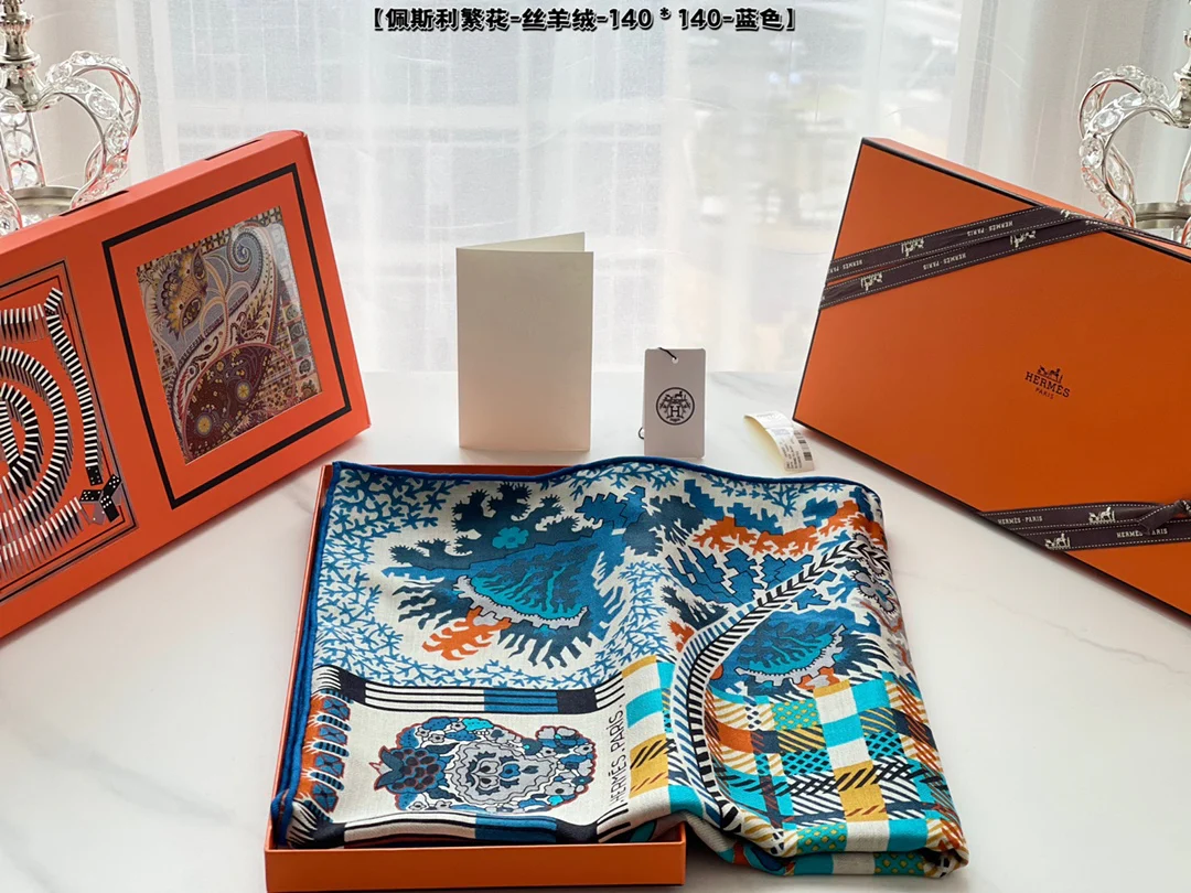 Шелково-кашемировый платок Hermes с цветочным узором ?пейсли? — 140 нитей — 2 шт.