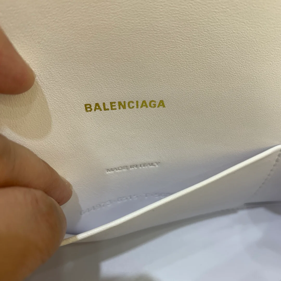 Сумка Balenciaga Chain Crossbody Hourglass Bag - 1