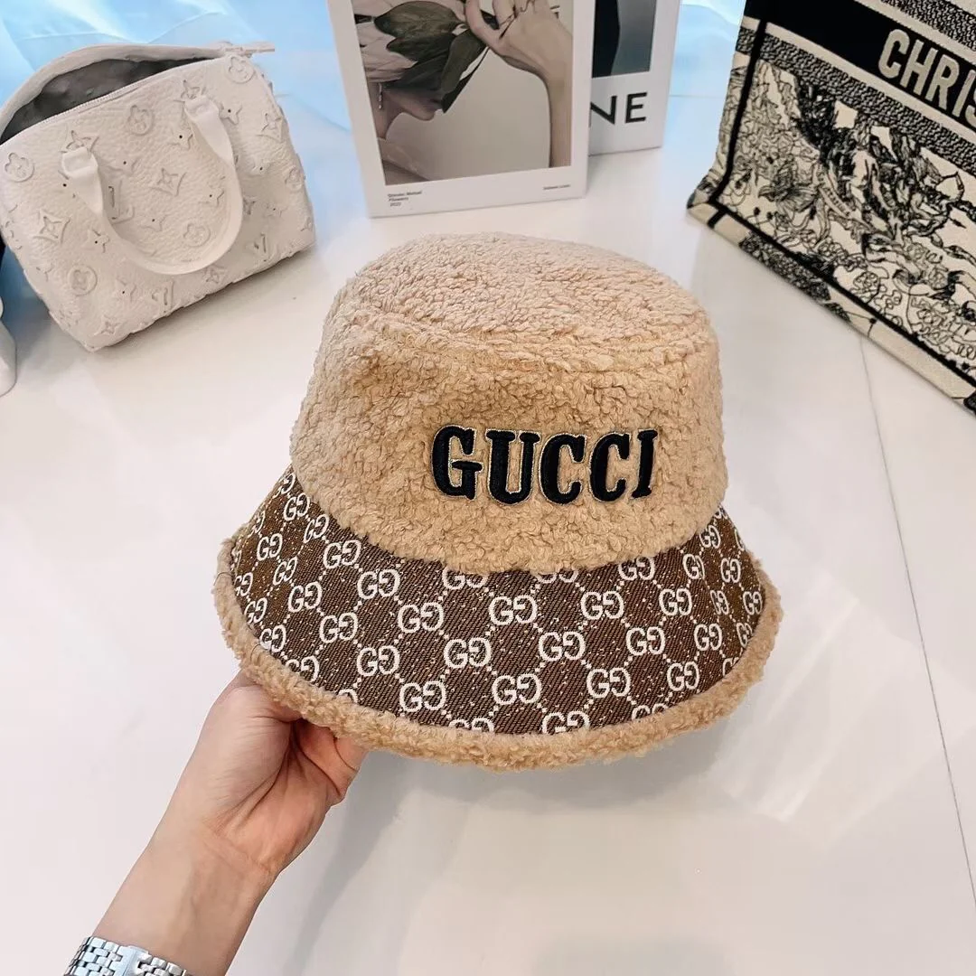 Gucci - Панама из овчины