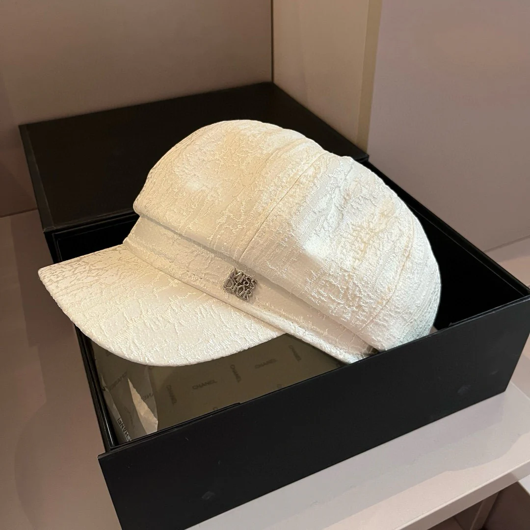 Dior - Простая шляпа художника - Белая