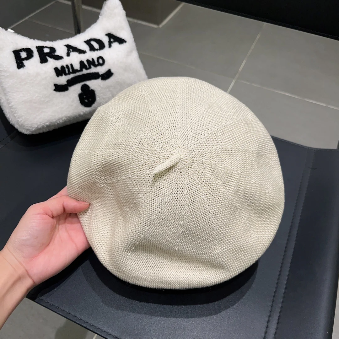 Prada - Вязаный берет - Белый