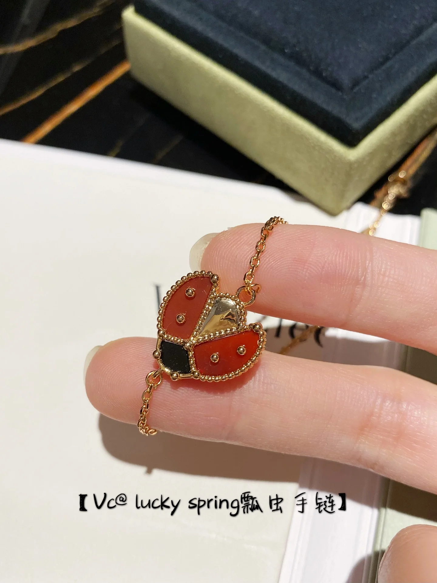 Браслет VCA - 32