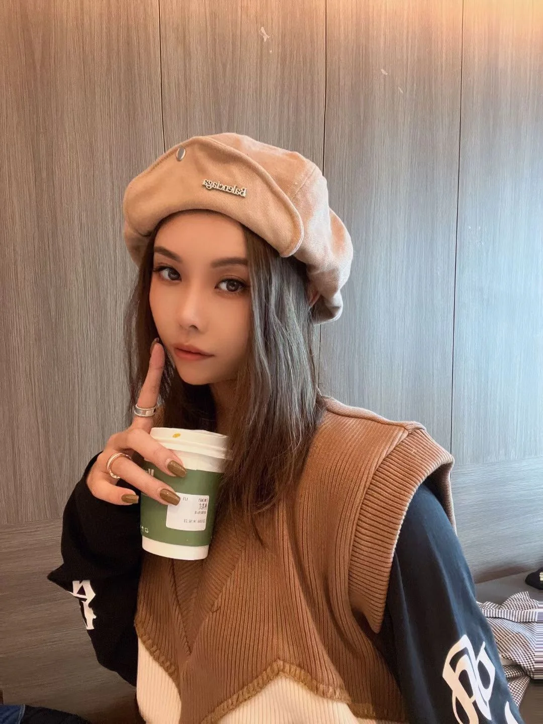 Кепка Balenciaga Cloud Newsboy