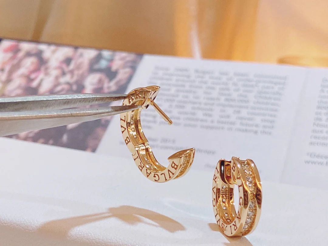 Серьги Bvlgari 022