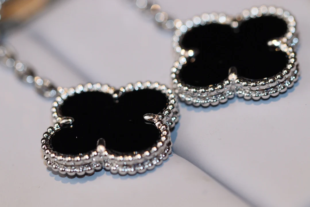 Серьги VCA - 22