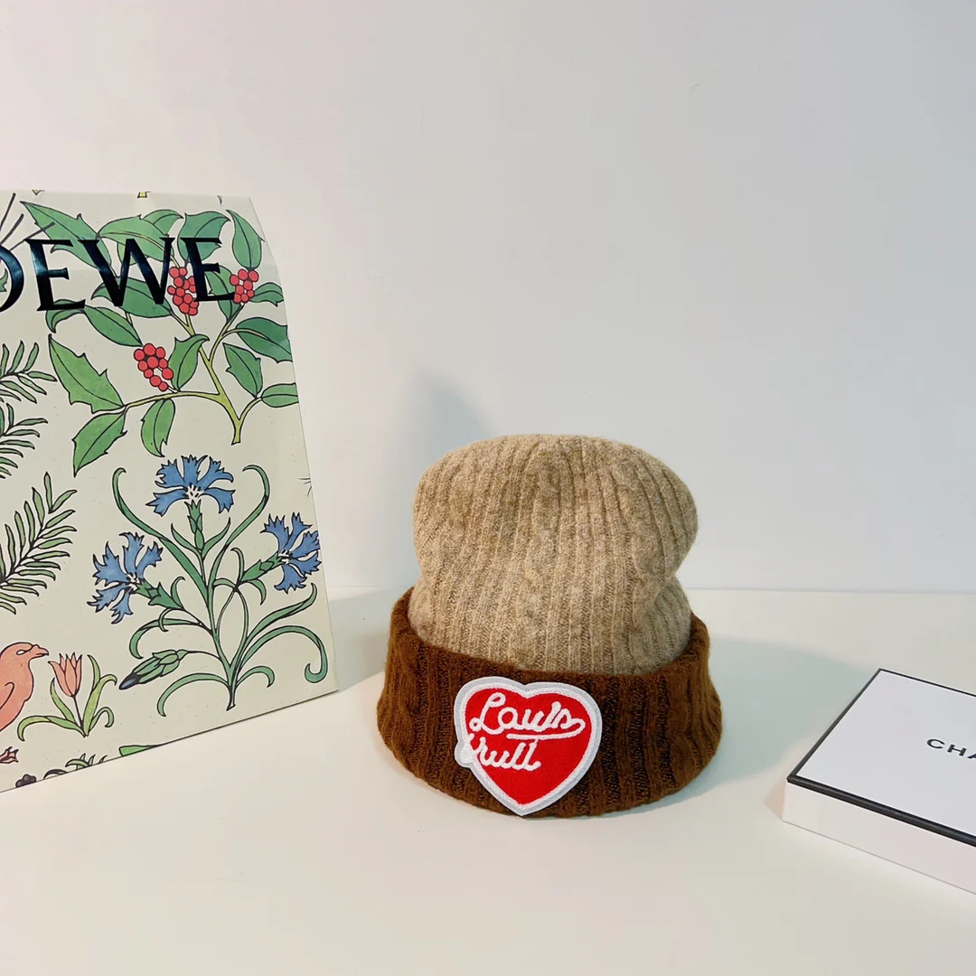 Вязаная шапка LV-Cable