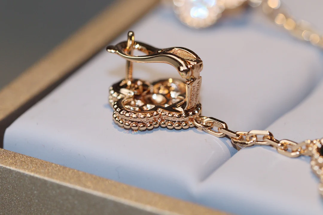 Серьги VCA 030