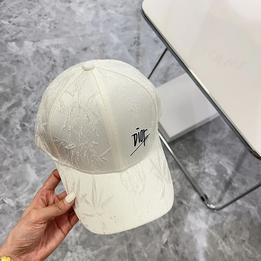 Новинка Dior 2024 года - Универсальная бейсболка с узором - Бежевая