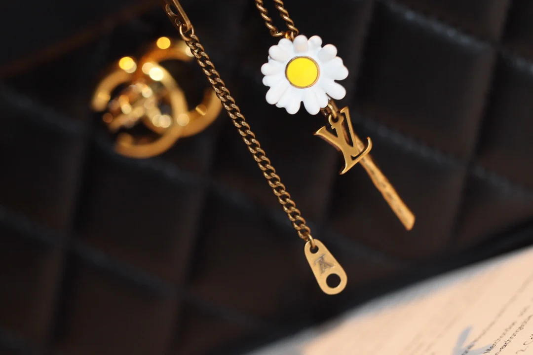 LV-Ожерелье 091