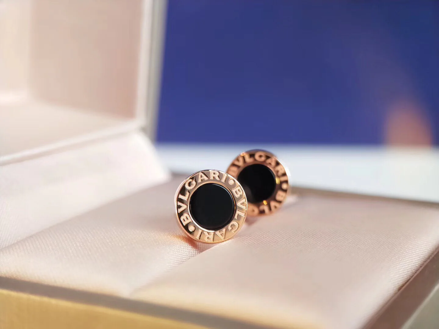 Серьги Bvlgari - 1