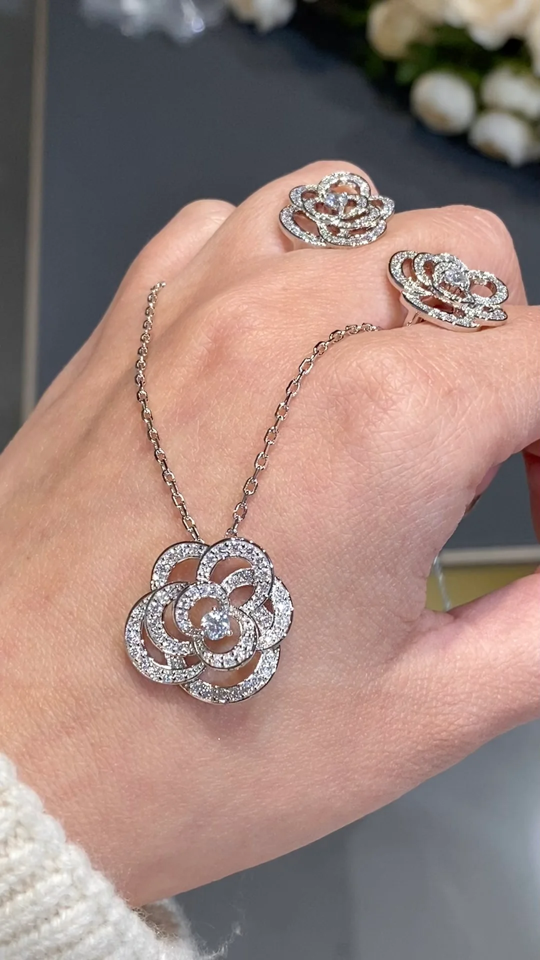 Колье Chanel 562