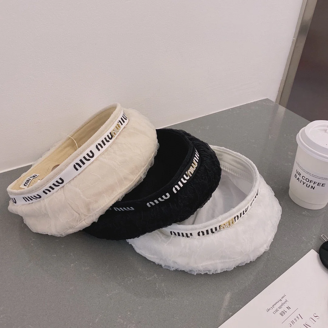 Сетчатый берет Miu Miu - черный