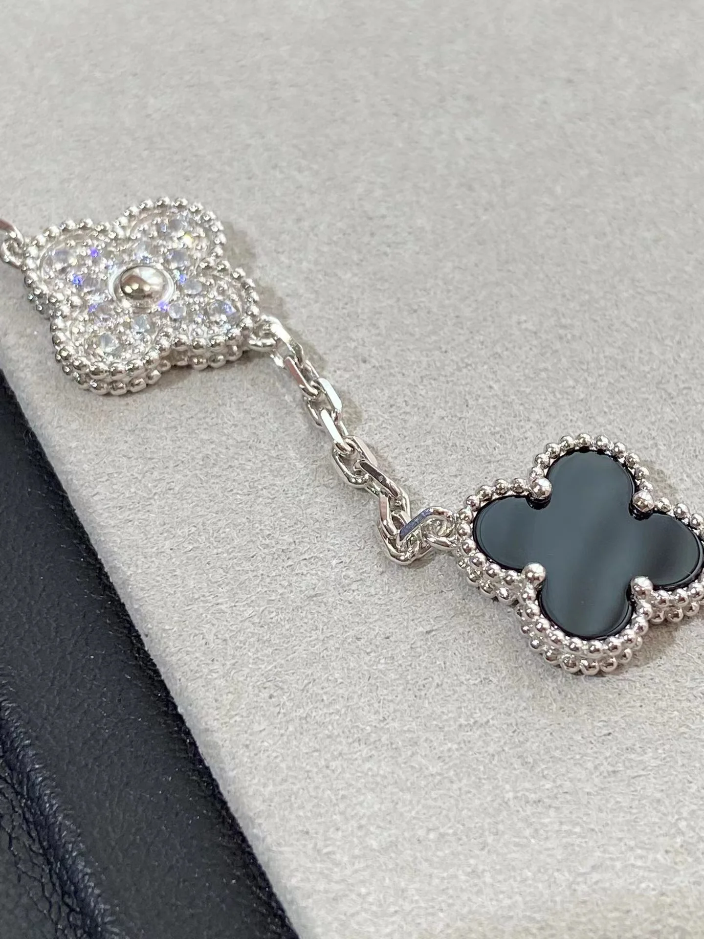 Van Vek - Браслет 026