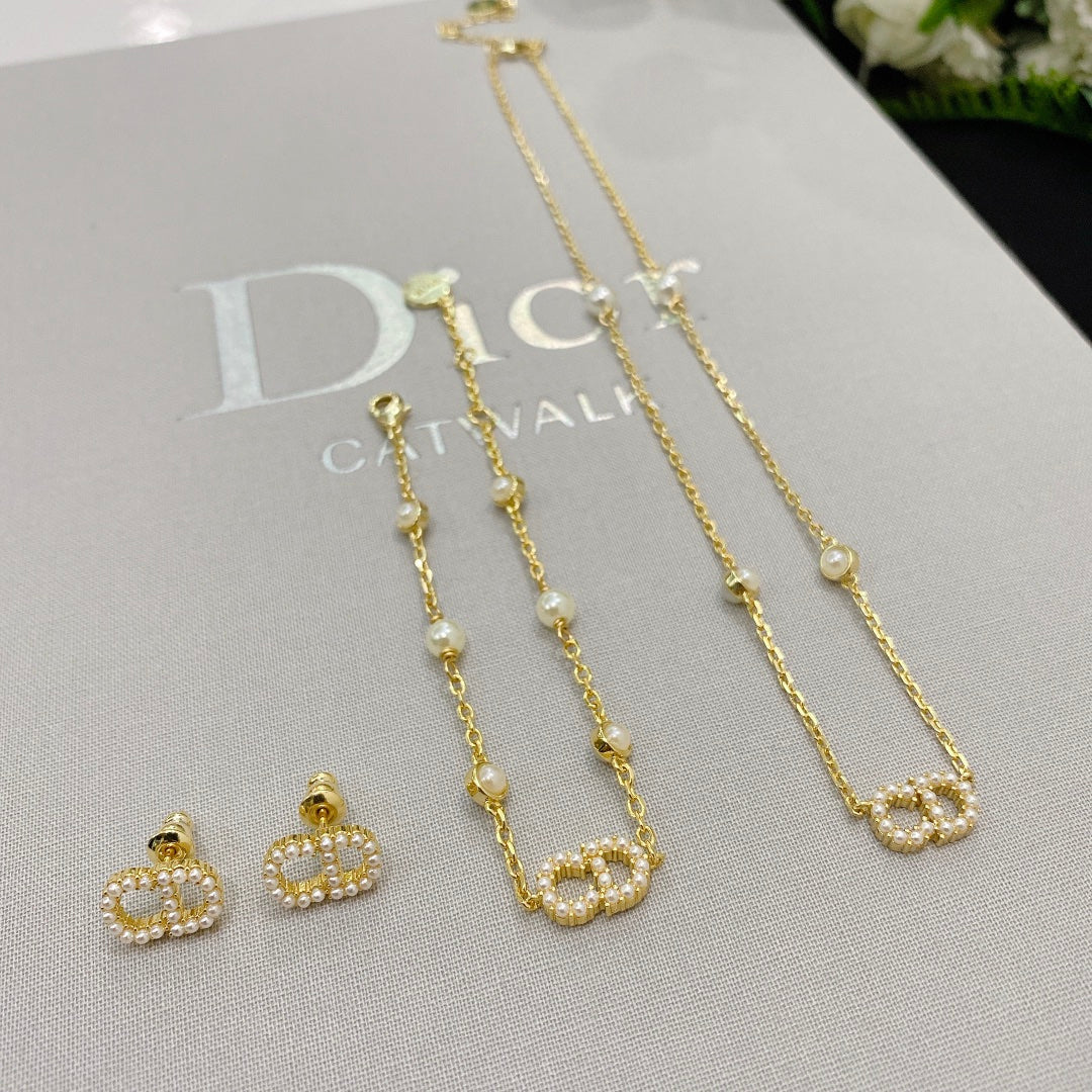 Серьги, браслет, колье Dior