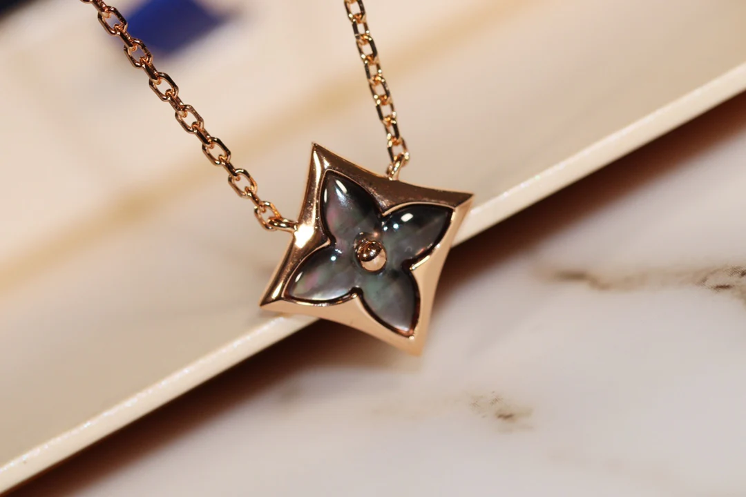 LV-Ожерелье 095