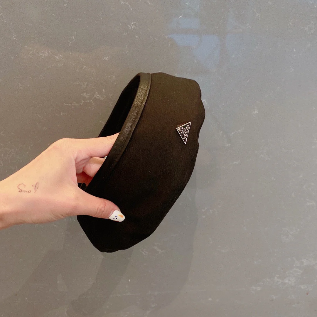 Шерстяной берет Prada - черный - 2