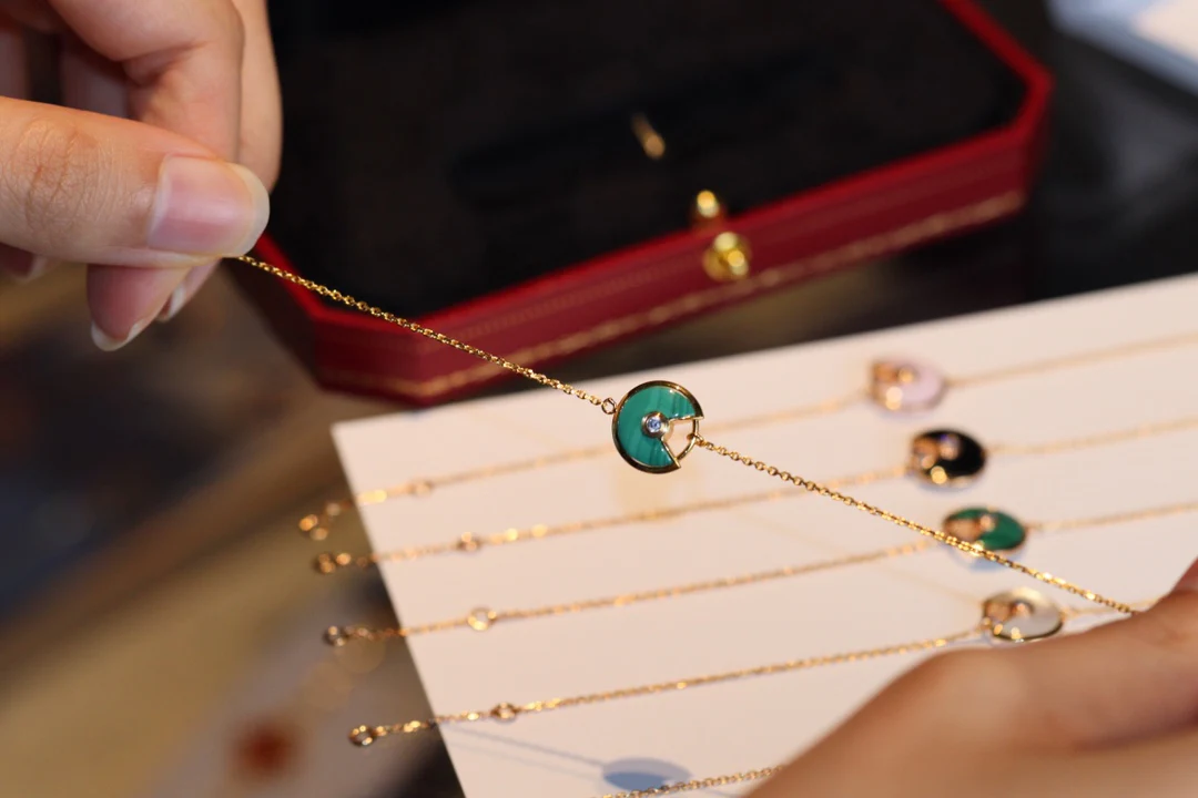 Браслет Cartier-Amulette