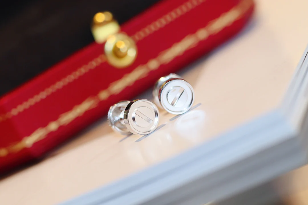 Серьги Cartier 026