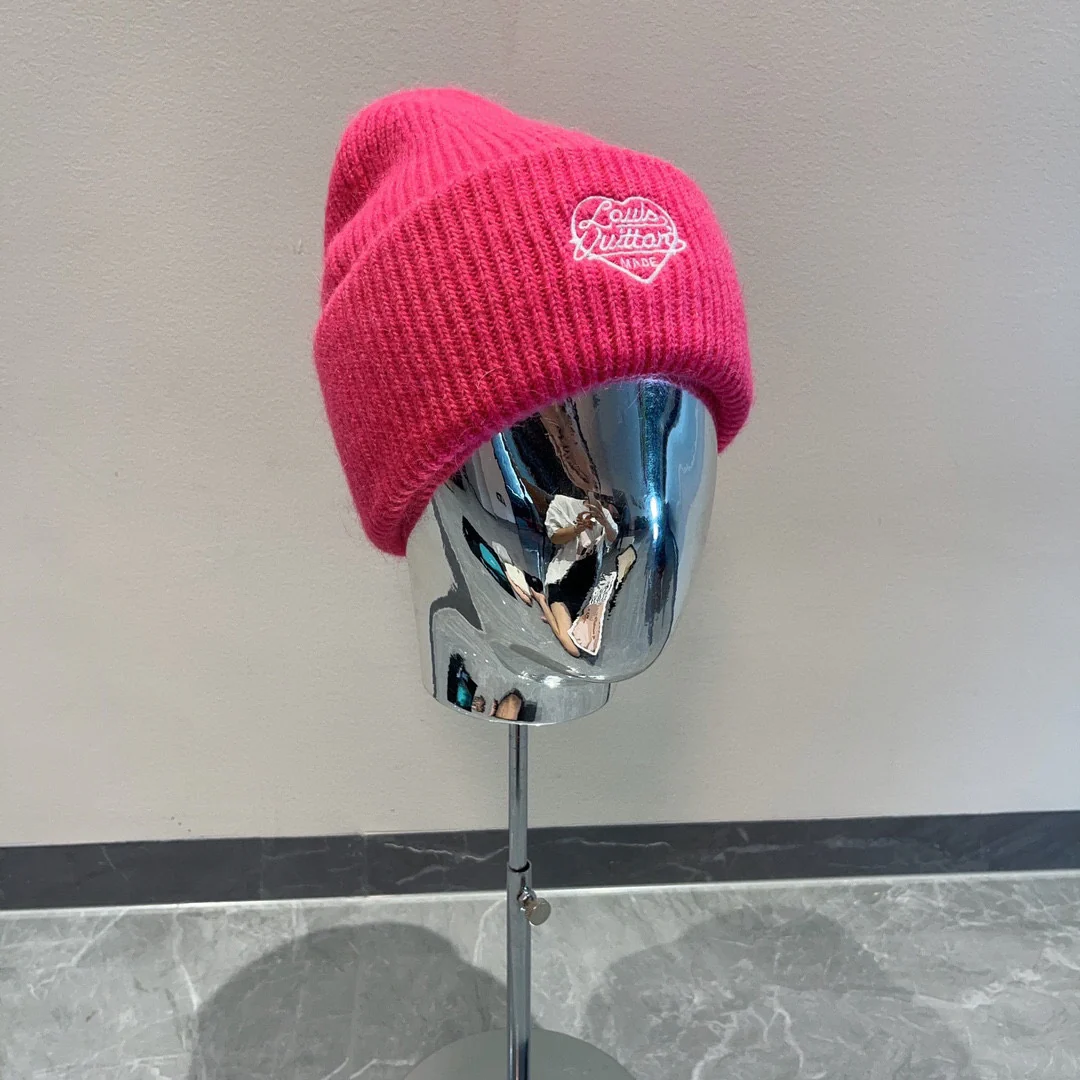 LV - Новая шерстяная шапка осенне-зимней коллекции - розовая