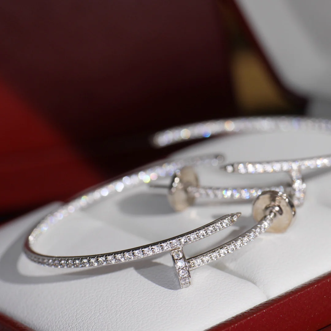 Серьги Cartier 023